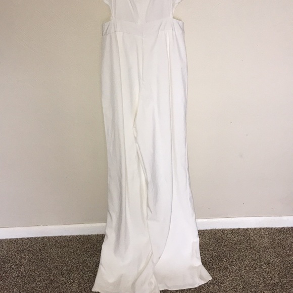 WHITE JUMPSUIT - Picture 5 of 6